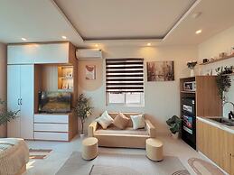 The Little Hanoi - Central Apartment