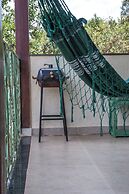 Chale Independente com Lago Natural - Esmeralda