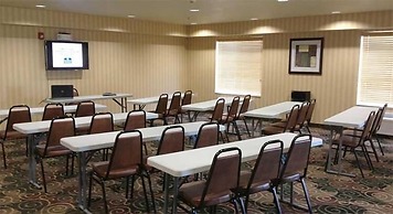 Cobblestone Inn & Suites
