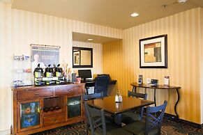 Cobblestone Inn & Suites