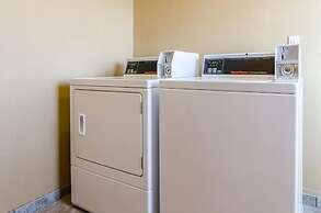 Cobblestone Inn & Suites