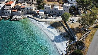 Arapis Rooms & Suites