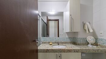 Apto Beira Mar com Vista e Pé na Areia