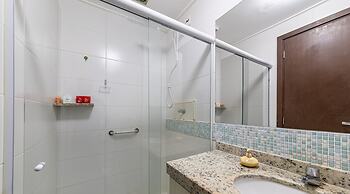 Apto Beira Mar com Vista e Pé na Areia