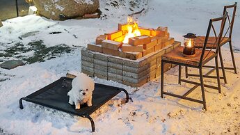 Yeongheungdo Sunset Spa Pension