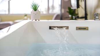 Yeongheungdo Sunset Spa Pension