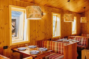 The Great Glenorchy Alpine Base Camp