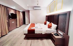 Hotel Everest Residency