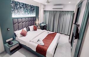 Hotel Everest Residency