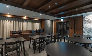 Aank Hotel and Spa Jongno Unni