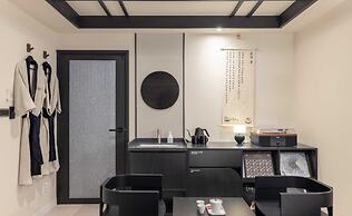 Aank Hotel and Spa Jongno Unni