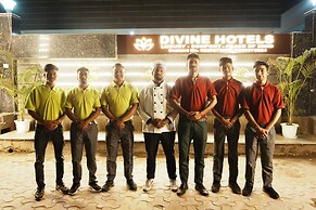 Divine Hotels & Banquets