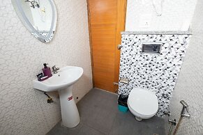 Divine Hotels & Banquets