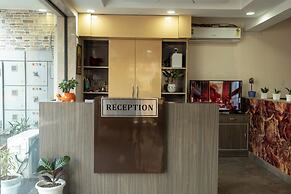 Divine Hotels & Banquets