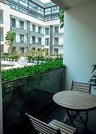 Luxury Apartment at Embassy