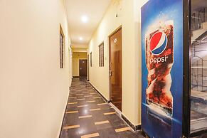 Fabhotel Standard Inn