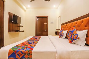 Fabhotel Standard Inn