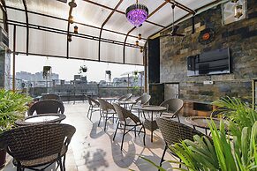 Fabhotel Prime Familto