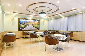 Fabhotel Prime Familto