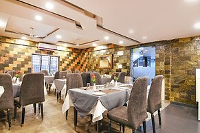 Fabhotel Prime Familto