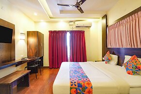 Fabhotel Royal Wood Premier