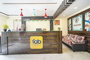 Fabhotel Royal Wood Premier