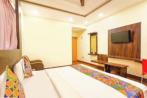 Fabhotel Royal Wood Premier