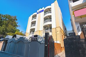Fabhotel Prime The Everest 30