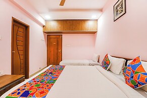 Fabhotel Hathvik Park