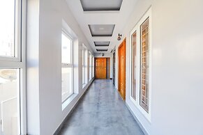 Fabhotel Hathvik Park