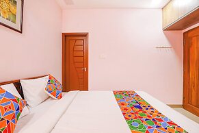 Fabhotel Hathvik Park