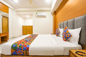 Fabhotel Raj Villa