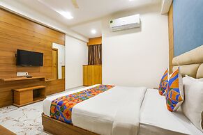 Fabhotel Raj Villa