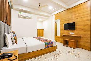 Fabhotel Raj Villa