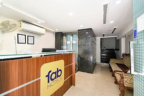 Fabhotel Just Inn