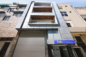 Fabhotel Just Inn