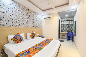 Fabhotel The Botanica