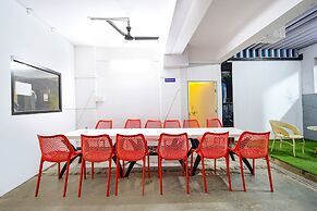 Fabhotel The Botanica