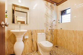 Fabhotel Shalom Indus Residency