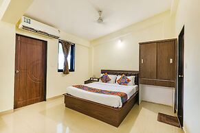 Fabhotel Shalom Indus Residency