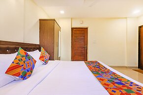 Fabhotel Shalom Indus Residency