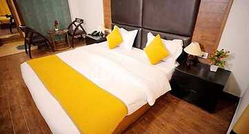 Fabhotel Siya Residency