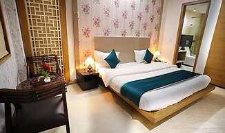 Fabhotel Siya Residency