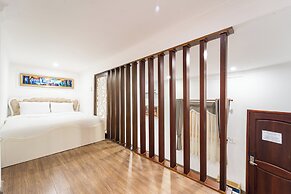 Gin House Hotel & Apartments