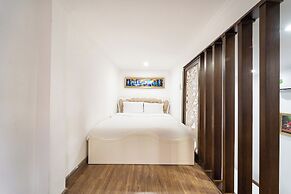 Gin House Hotel & Apartments