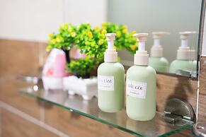 Gin House Hotel & Apartments