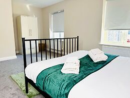 25A Moonstone House in Thetford