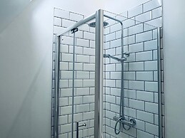 25A Moonstone House in Thetford