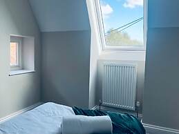 25A Moonstone House in Thetford