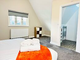 25A Moonstone House in Thetford